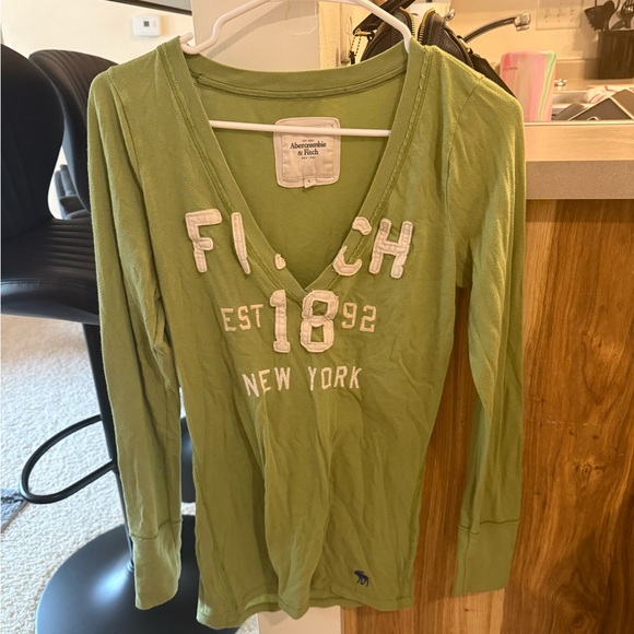Abercrombie & Fitch Olive V-Neck Top - Picture 1 of 7